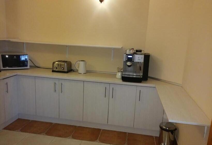 Pensiunea Casa Tepes