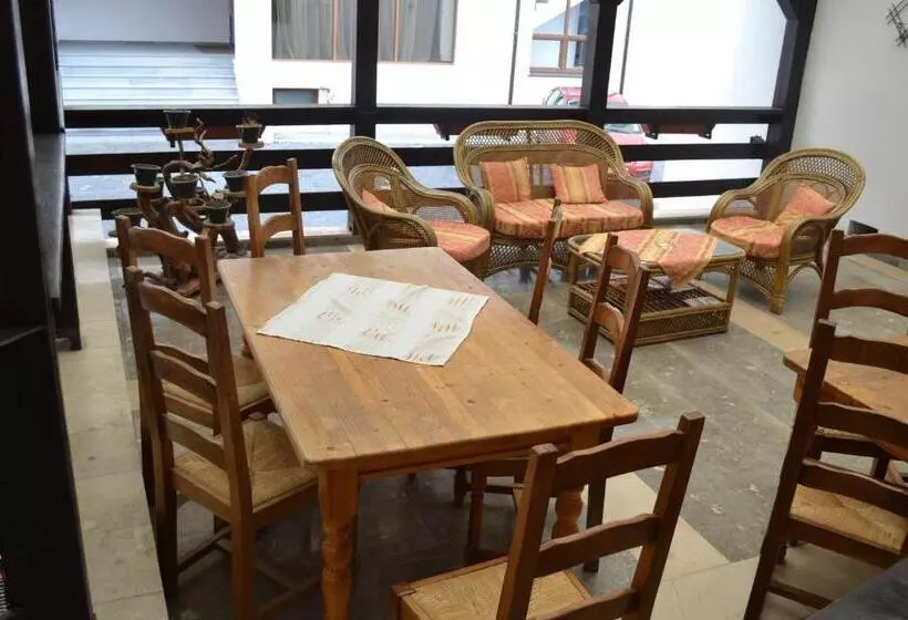 Pensiunea Casa Tepes