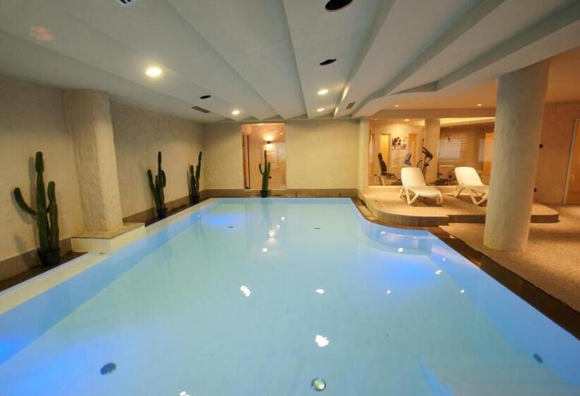 ホテル Adler Apart