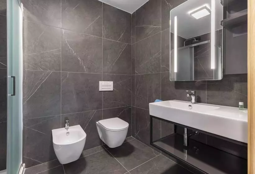 B&b Hotel Genova City Center