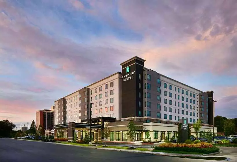 Hotelli Embassy Suites By Hilton Atlanta Airport North