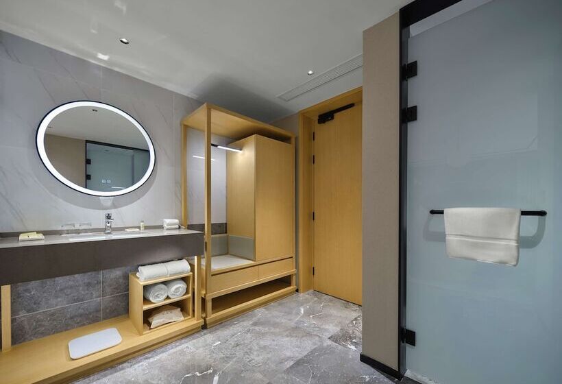 ホテル Hilton Garden Inn Huzhou Anji Phoenix Mountain