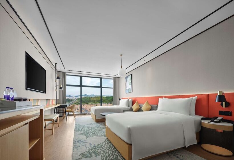 ホテル Hilton Garden Inn Huzhou Anji Phoenix Mountain