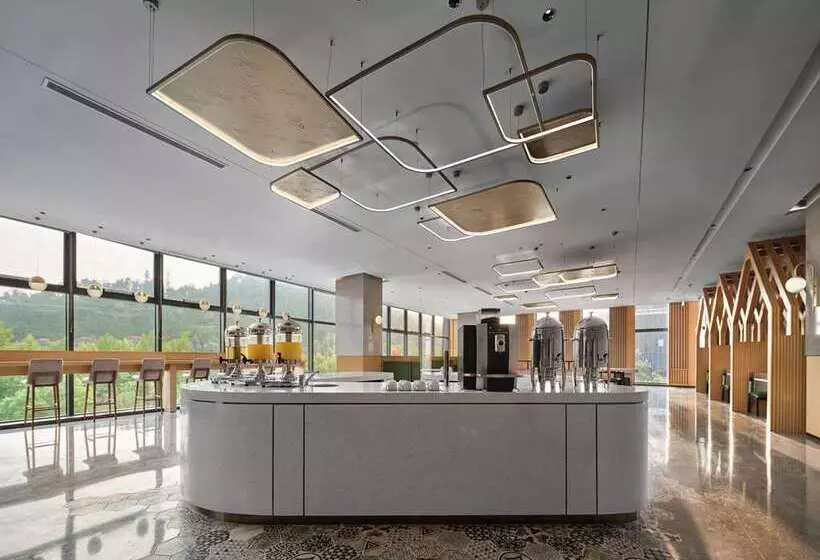 Hotelli Hilton Garden Inn Huzhou Anji Phoenix Mountain