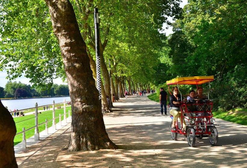 فندق Hôtel Des Thermes Les Dômes