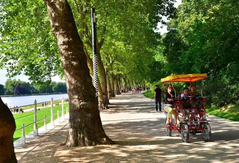 هتل Hôtel Des Thermes Les Dômes