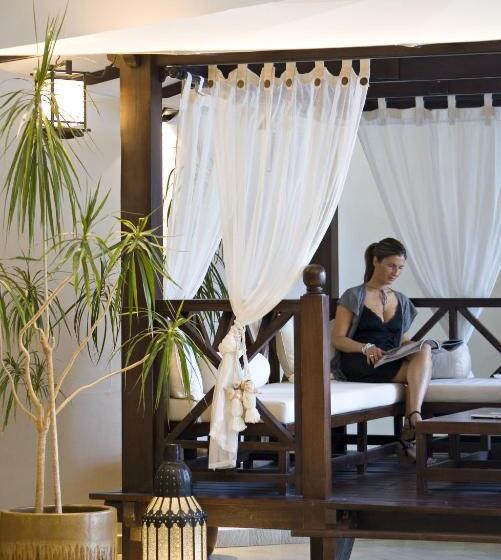 فندق Hôtel Des Thermes Les Dômes