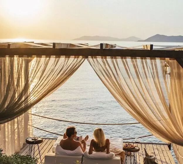 ホテル Lov Faralya