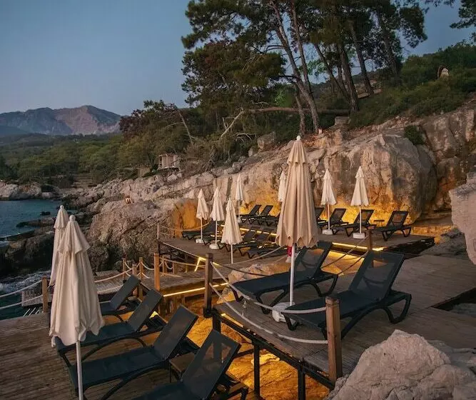 ホテル Lov Faralya