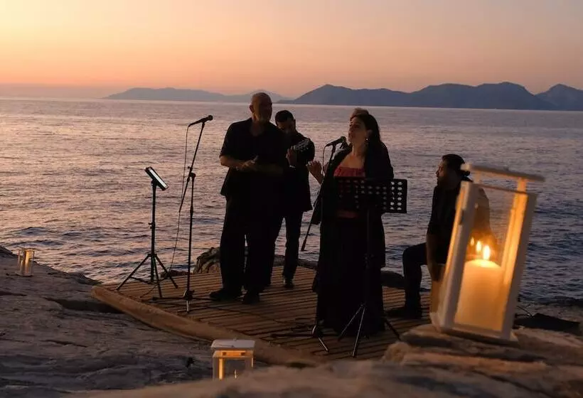 ホテル Lov Faralya