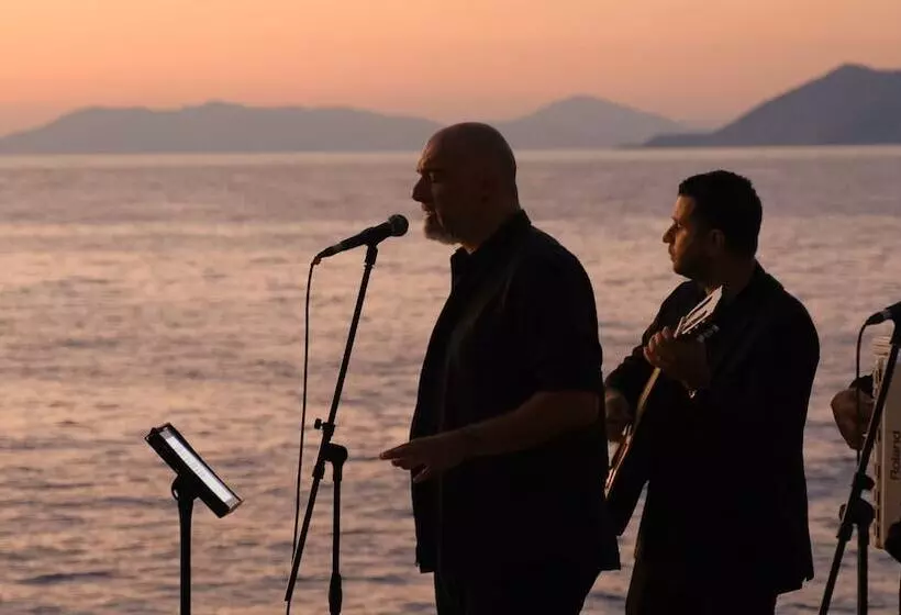 ホテル Lov Faralya