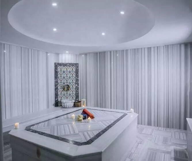 ホテル Lov Faralya