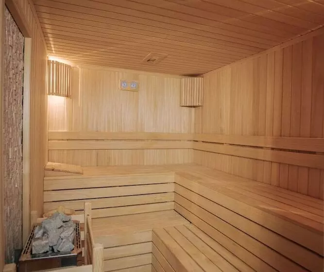 ホテル Lov Faralya