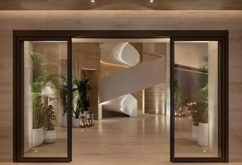 هتل The Dubai Edition