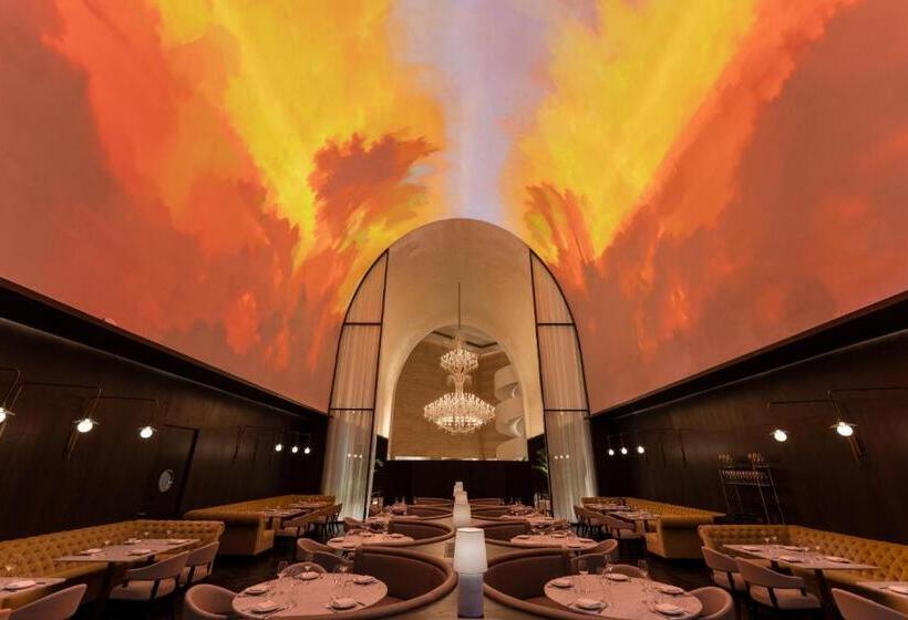 Отель The Dubai Edition