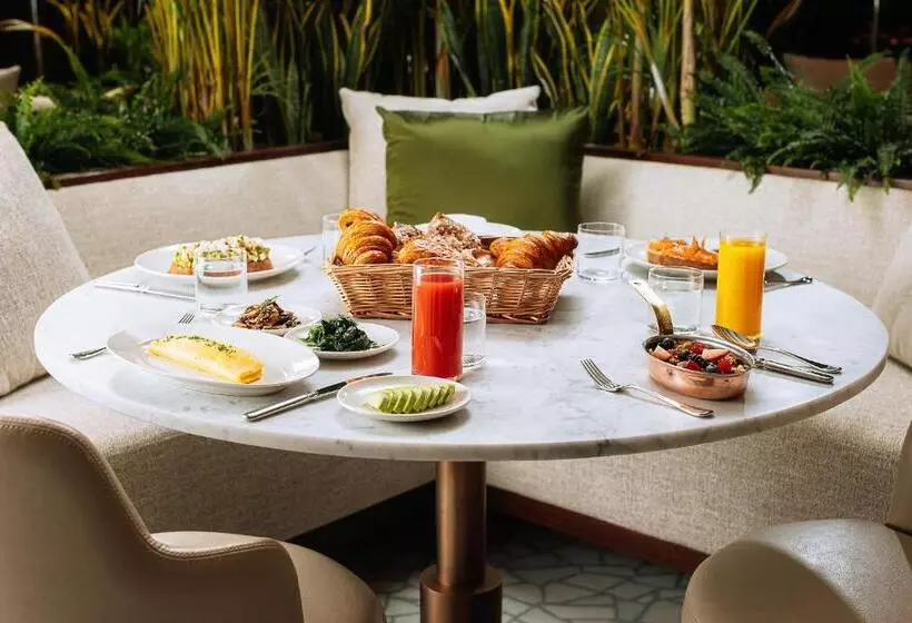 هتل The Dubai Edition