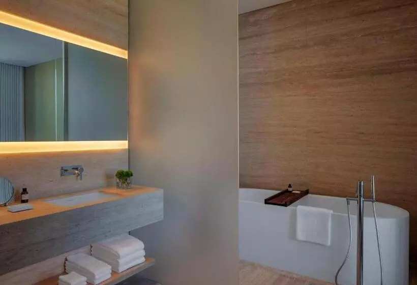 هتل The Dubai Edition