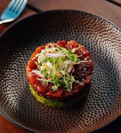 Отель The Dubai Edition