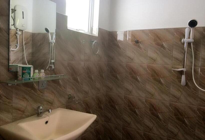 פנסיון Thisara Guest House