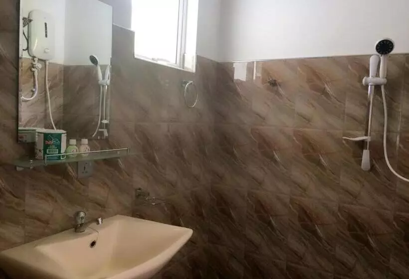 Majatalo Thisara Guest House