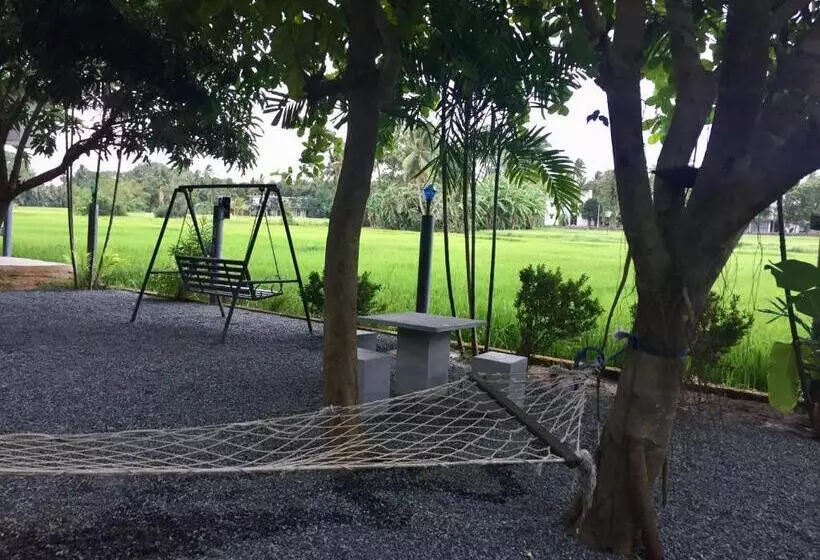 Majatalo Thisara Guest House