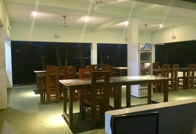 Majatalo Thisara Guest House