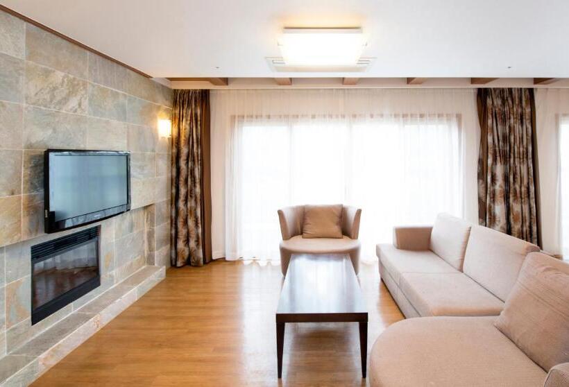 Resort Holiday Inn & Suites Alpensia Pyeongchang Suites, An Ihg