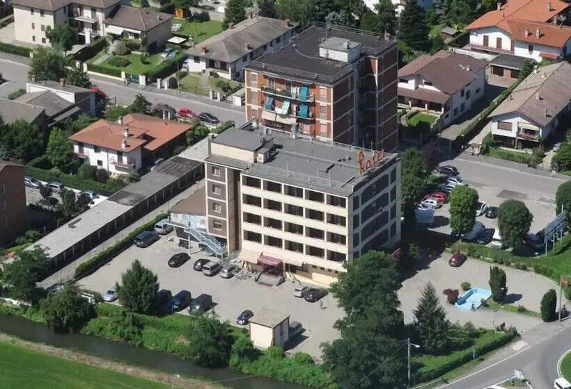 בית מלון כפרי Europa Milano