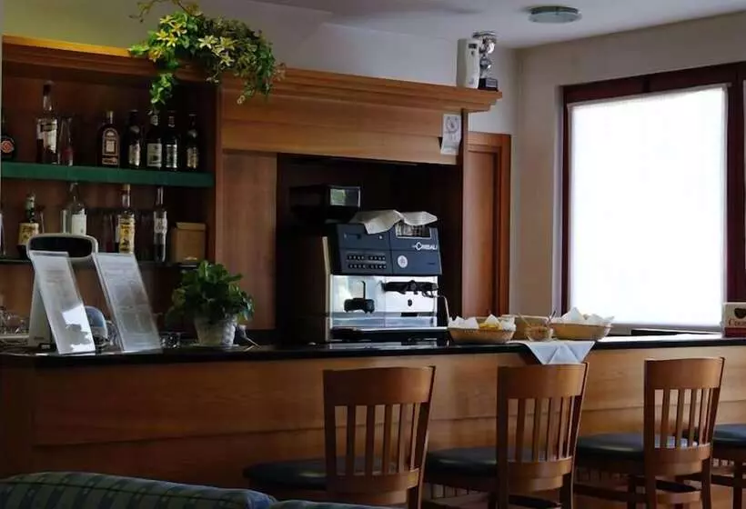 בית מלון כפרי Europa Milano