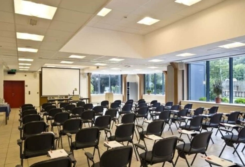 هتل Floreal La Roche En Ardenne