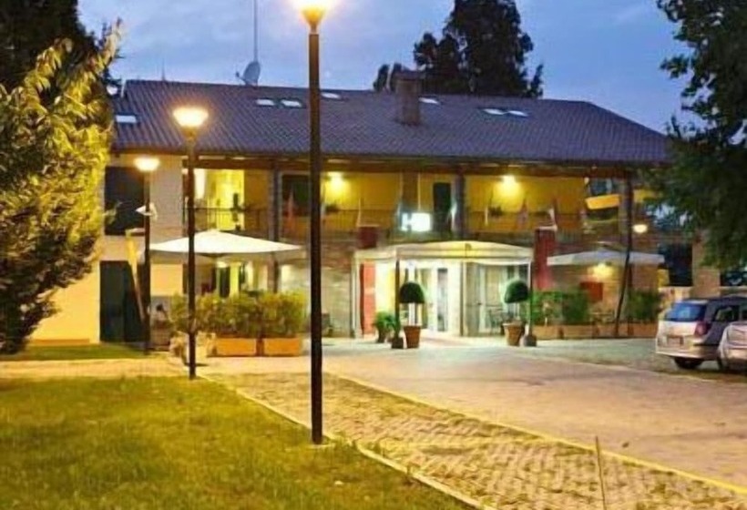 בית מלון כפרי Gabarda