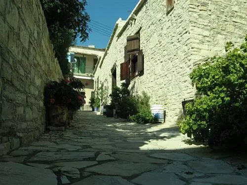 هتل Gabriel Traditional House