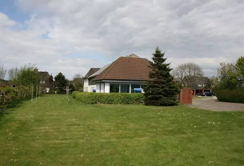 Отель Garni Zur Post