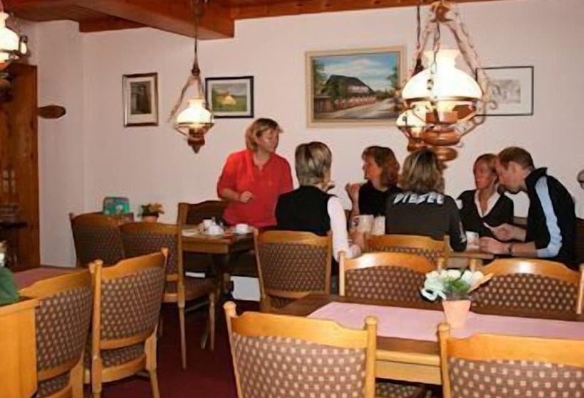 호텔 Garni Zur Post