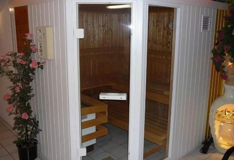 酒店 Haus Drei Tannen