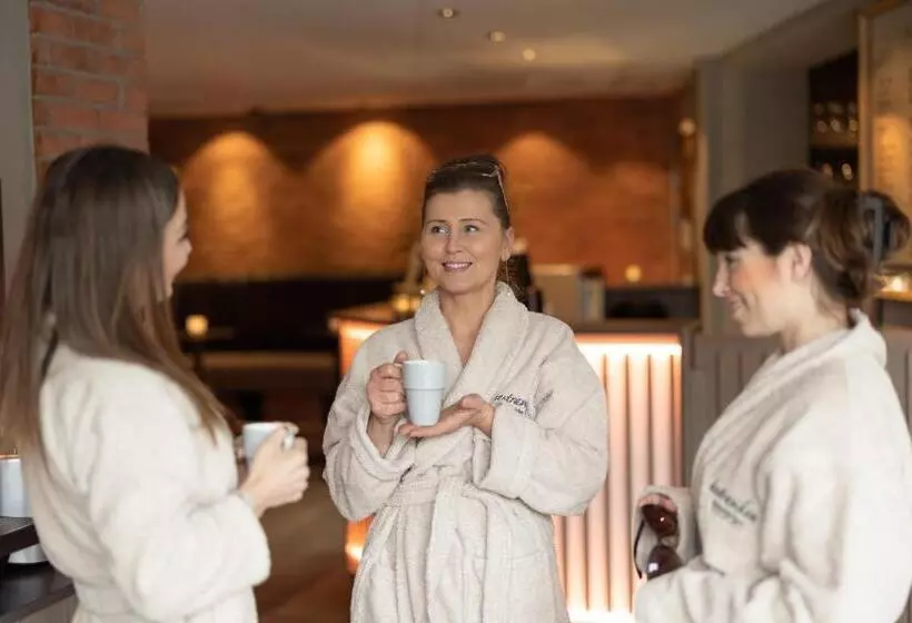 Hestraviken Hotell & Spa