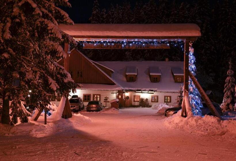 Hotel Liptovský Dvor