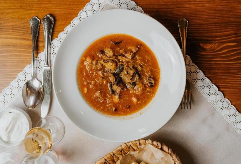 Hotel Liptovský Dvor