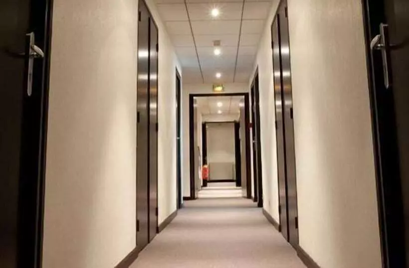 Отель Logis Hôtel Restaurant L Europe