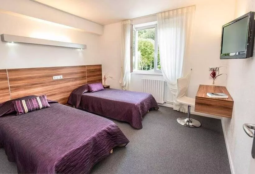 Отель Logis Hôtel Restaurant L Europe