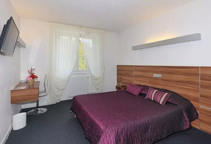 Отель Logis Hôtel Restaurant L Europe