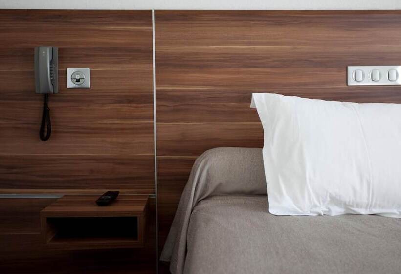 ホテル Logis Hôtel Restaurant L Europe