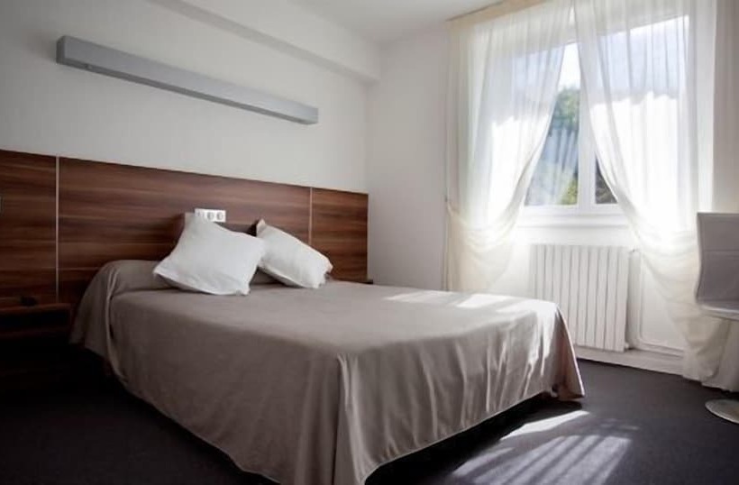 ホテル Logis Hôtel Restaurant L Europe