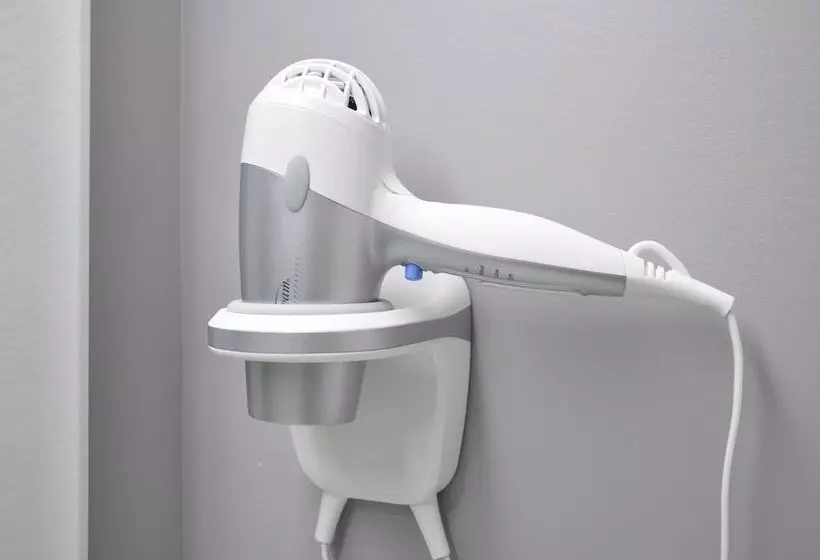 Hotelli Moonlight Inn And Suites Sudbury