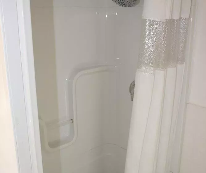 Hotelli Moonlight Inn And Suites Sudbury