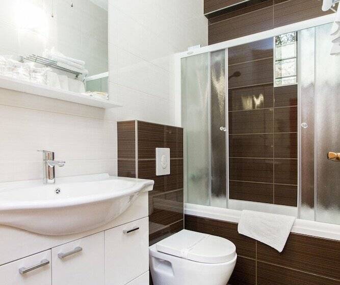 호텔 Pansion Zlatna Ribica