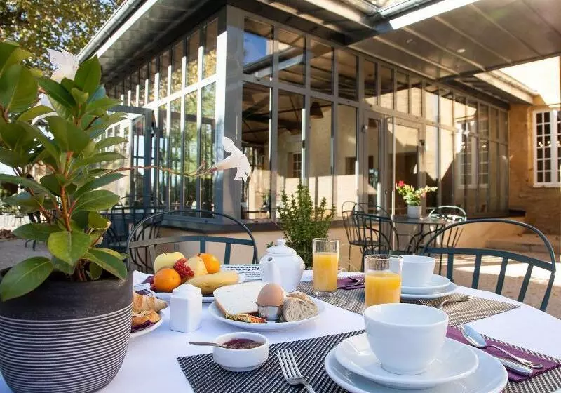 Hotel Restaurant La Hoirie