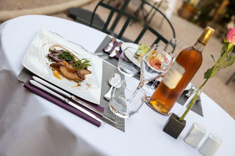 호텔 Restaurant La Hoirie