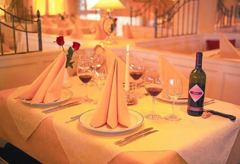 Отель Seeblick & Ferienwohnung