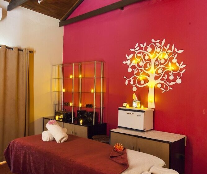 בית מלון כפרי Woodall Country House And Spa